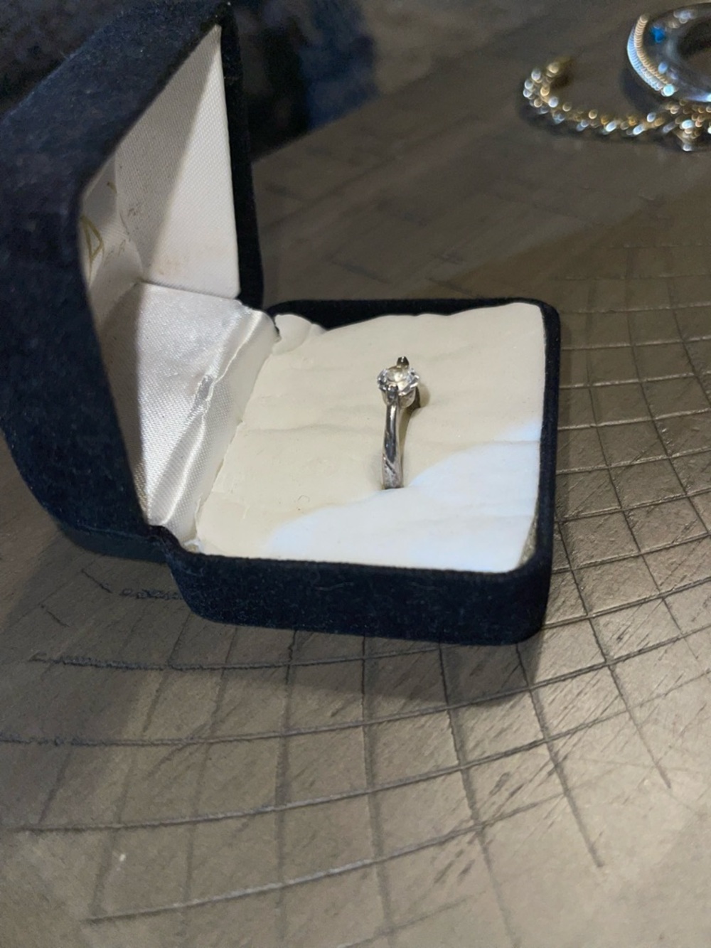 1 ring - Picture 2 of 2